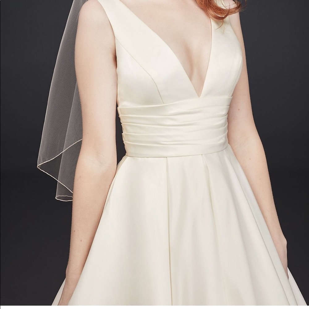 SOLD David’s bridal ivory  wedding dress
